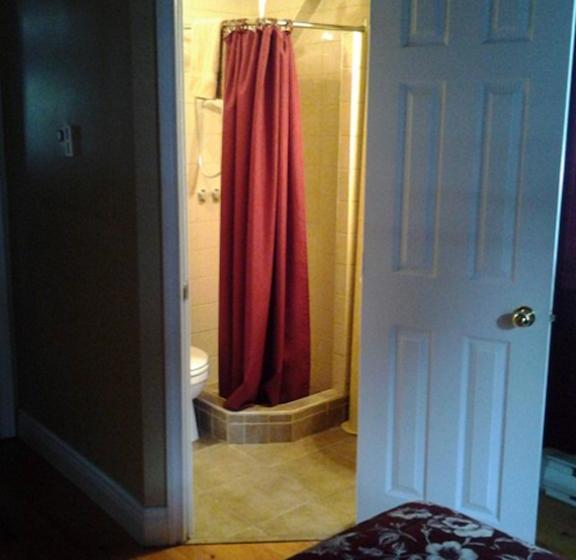 Hotel Gite Le Roupillon | Sainte Agathe des Monts | Quebec | Canada 11