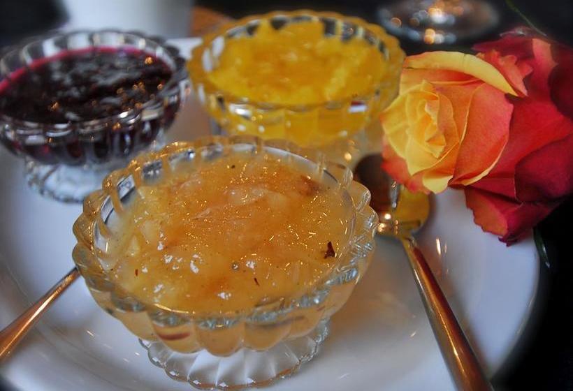 Hotel Gite Le Roupillon | Sainte Agathe des Monts | Quebec | Canada 3