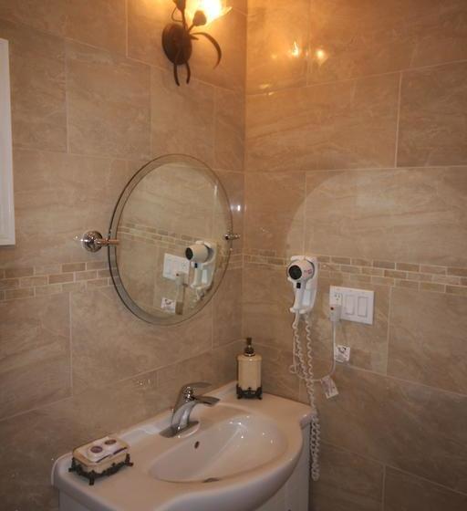 Motel Ritz | Ottawa | Ontario | Canada 2