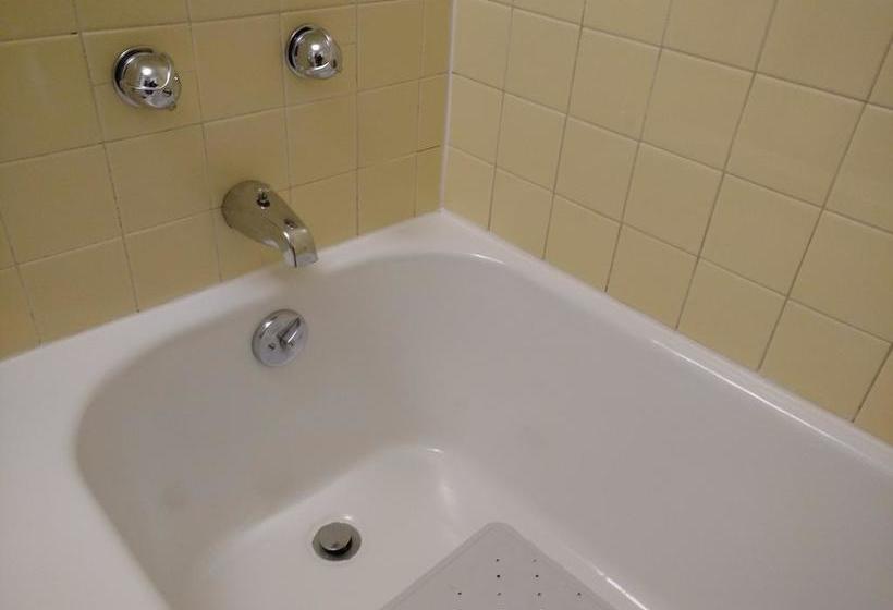 Hotel Mariner Motor | Midland | Ontario | Canada 3