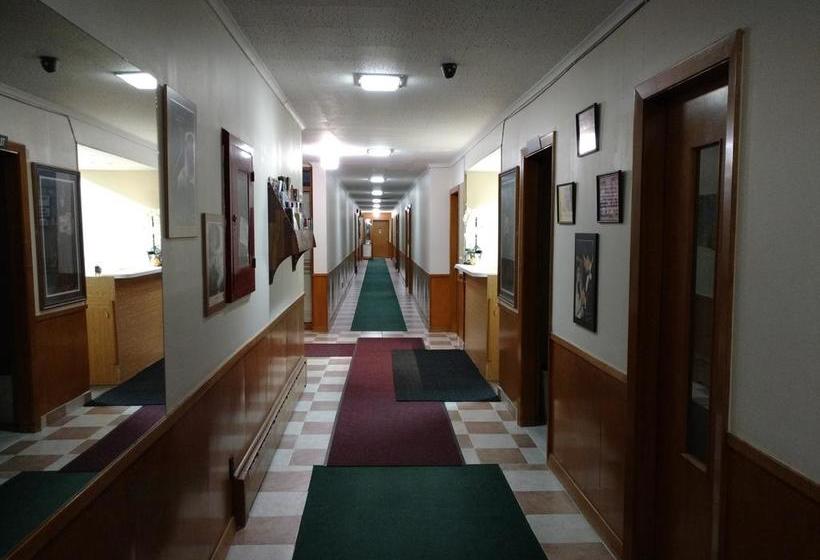 Hotel Mariner Motor | Midland | Ontario | Canada 4