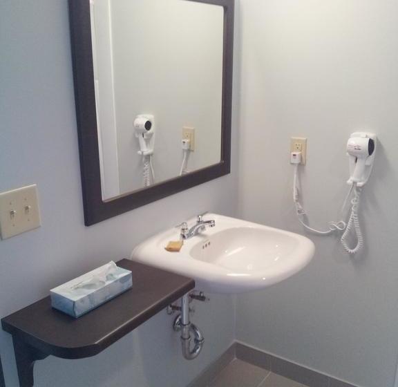 Hotel Midland Inn & Suites | Midland | Ontario | Canada 8