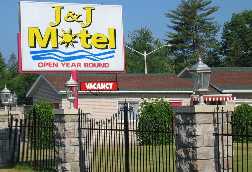 J&j Motel | Midland | Ontario | Canada 13
