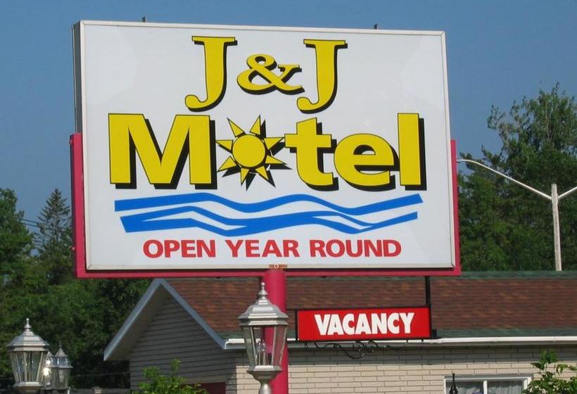 J&j Motel | Midland | Ontario | Canada 4