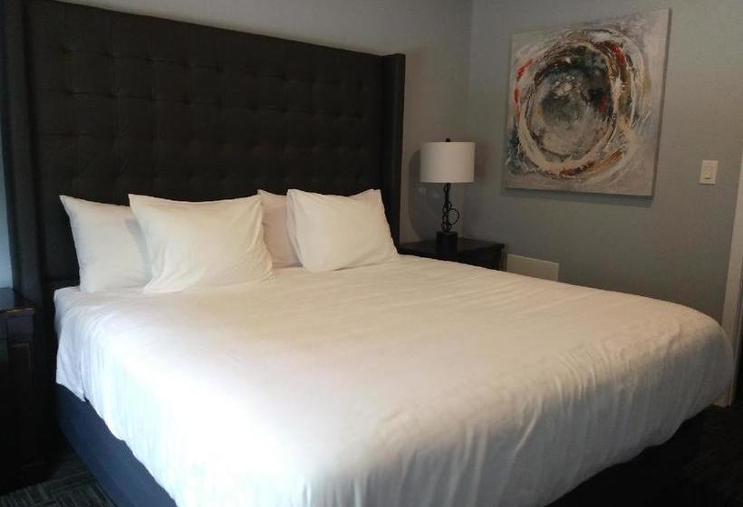 Wasaga Riverdocks Hotel Suites Midland