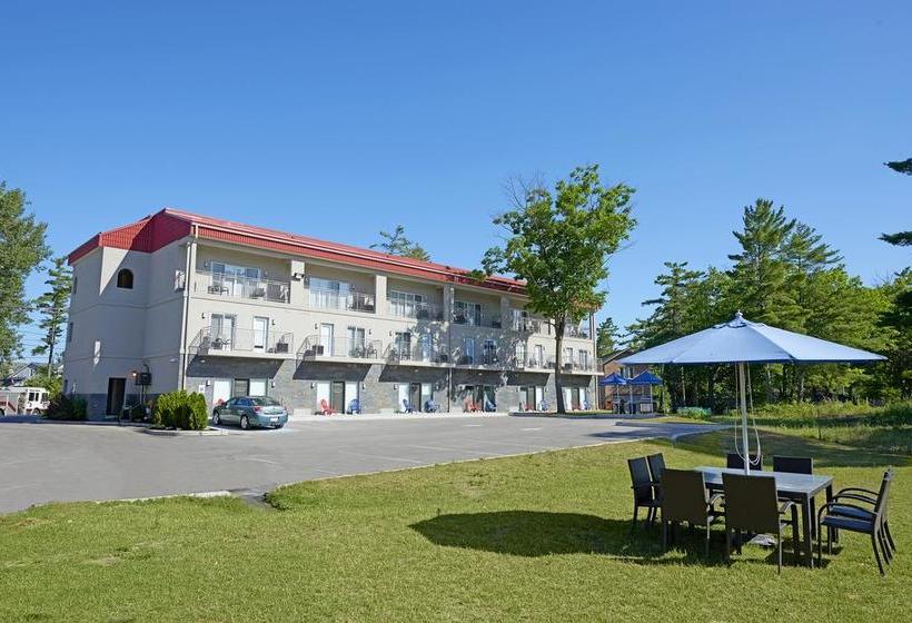 Wasaga Riverdocks Hotel Suites | Midland | Ontario | Canada 8