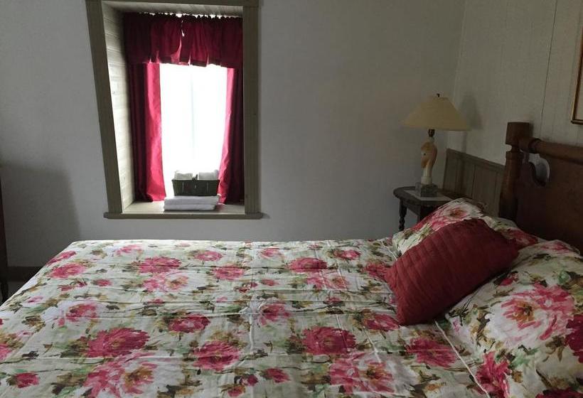 Hotel Auberge Petite Plaisance | La Malbaie | Quebec | Canada 3