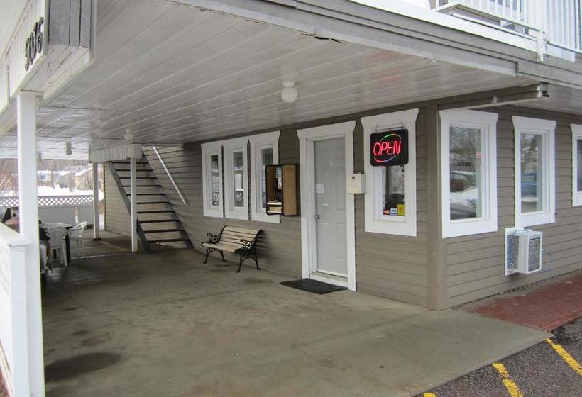 Hotel Hideaway Inn | Fort Nelson | British Columbia | Canada 1