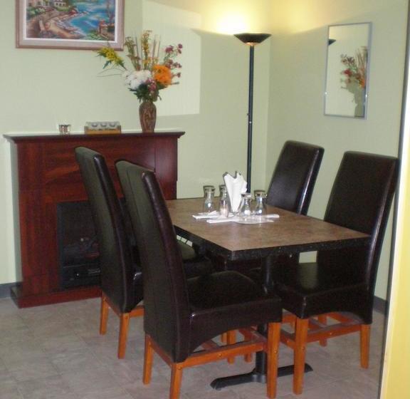 Hotel Chameleon | Castlegar | British Columbia | Canada 10