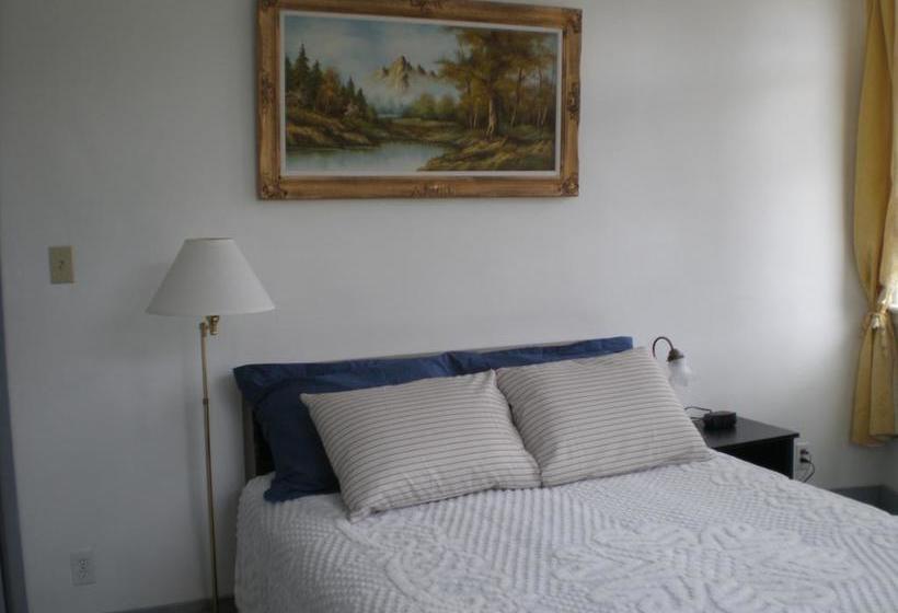 Hotel Chameleon | Castlegar | British Columbia | Canada 14