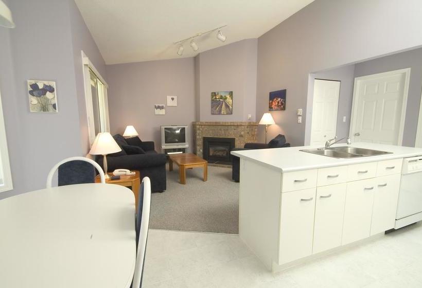 Hotel Ocean Trails Resort | Parksville | British Columbia | Canada 3