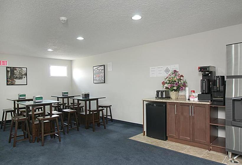 Hotel Alberta Inn And Suites | Wetaskiwin | Alberta | Canada 3