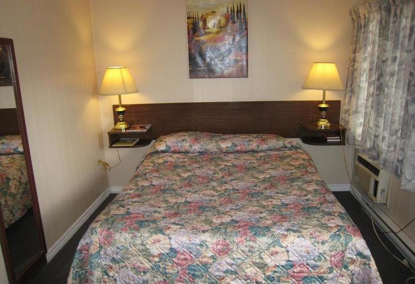 Mary's Motel | Golden | British Columbia | Canada 15