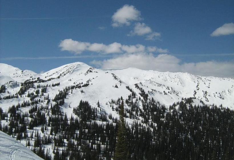 Mary's Motel | Golden | British Columbia | Canada 20