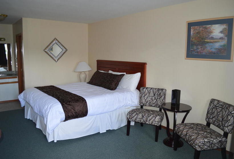 Mary's Motel | Golden | British Columbia | Canada 4