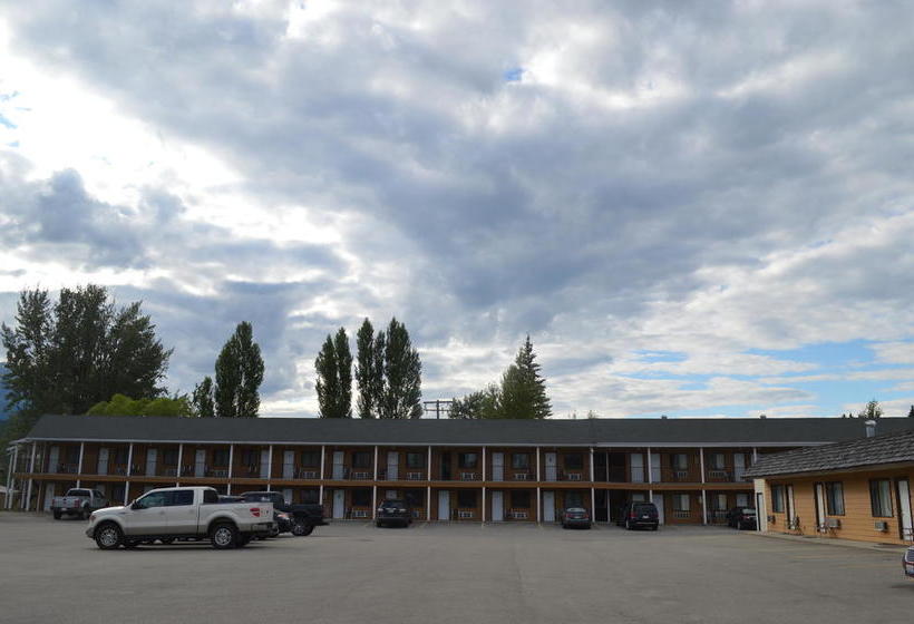 Mary's Motel | Golden | British Columbia | Canada 9