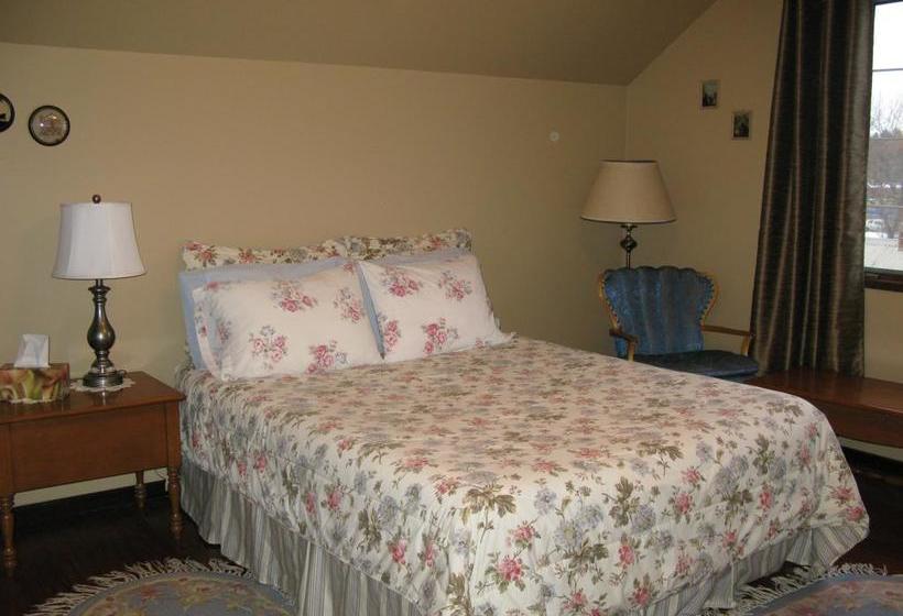 Hotel Country Comfort Bed & Breakfast Golden Columbia Británica