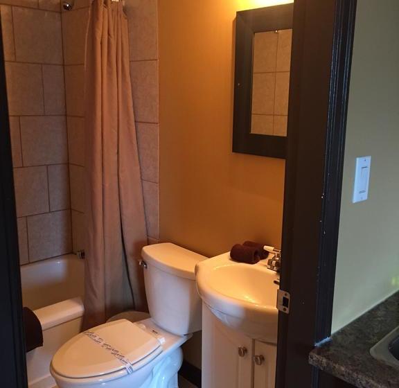 Hotel Lakeside Villa Inn & Suites Penticton Columbia Británica