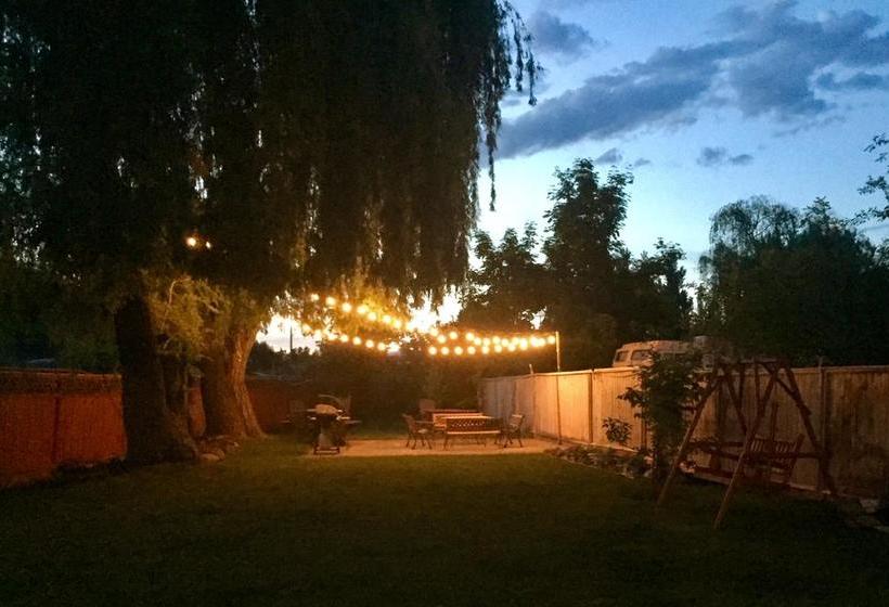 Hotel Lakeside Villa Inn & Suites | Penticton | British Columbia | Canada 3