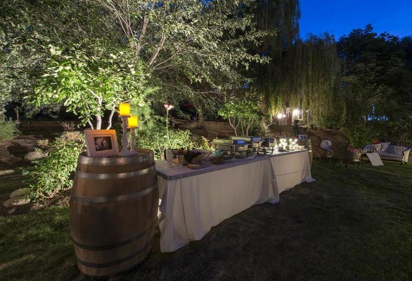 Hotel E'Laysa Guesthouse & Vineyard Retreat | Penticton | British Columbia | Canada 10