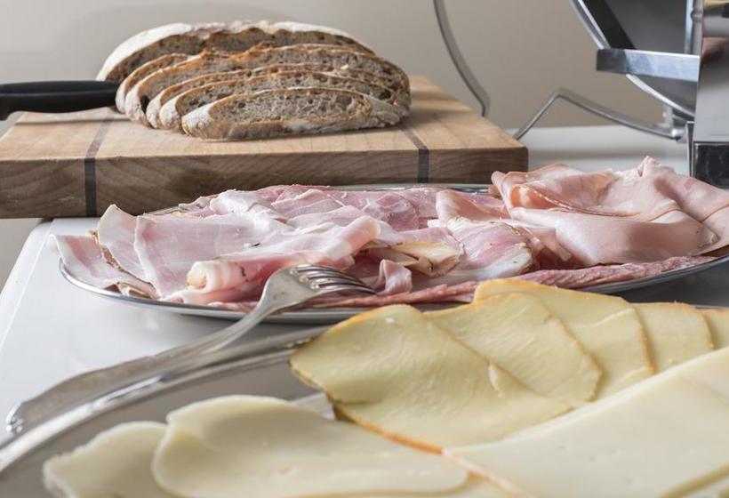 Hotel E'Laysa Guesthouse & Vineyard Retreat | Penticton | British Columbia | Canada 18