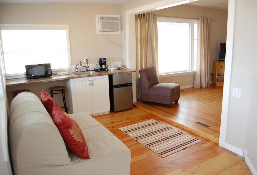 Crown Resort Motel | Penticton | British Columbia | Canada 16