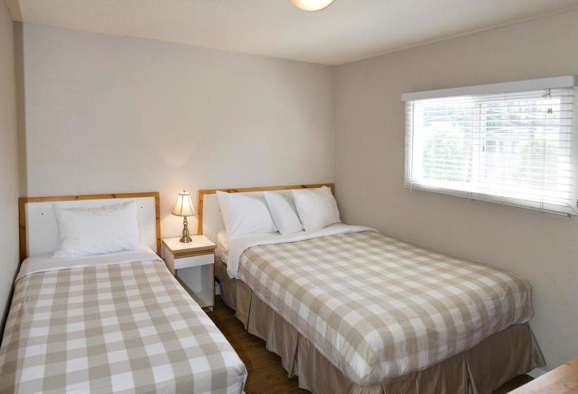 Crown Resort Motel | Penticton | British Columbia | Canada 2