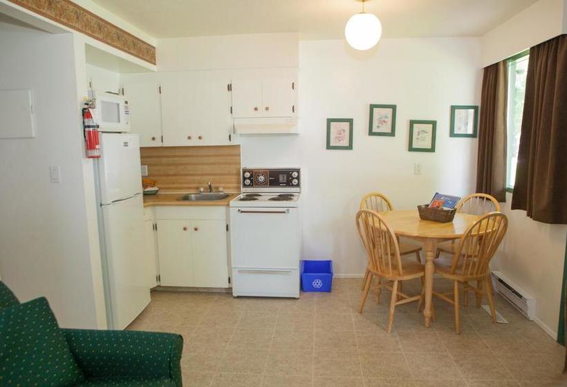 Hotel The Lakeside Resort | Penticton | British Columbia | Canada 2