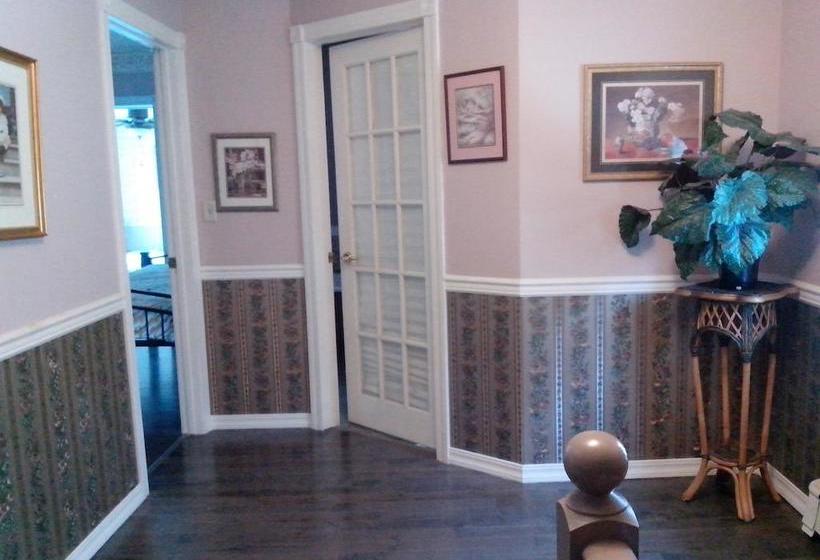 Hotel Wenxin Bed And Breakfast | Regina | Saskatchewan | Canada 9