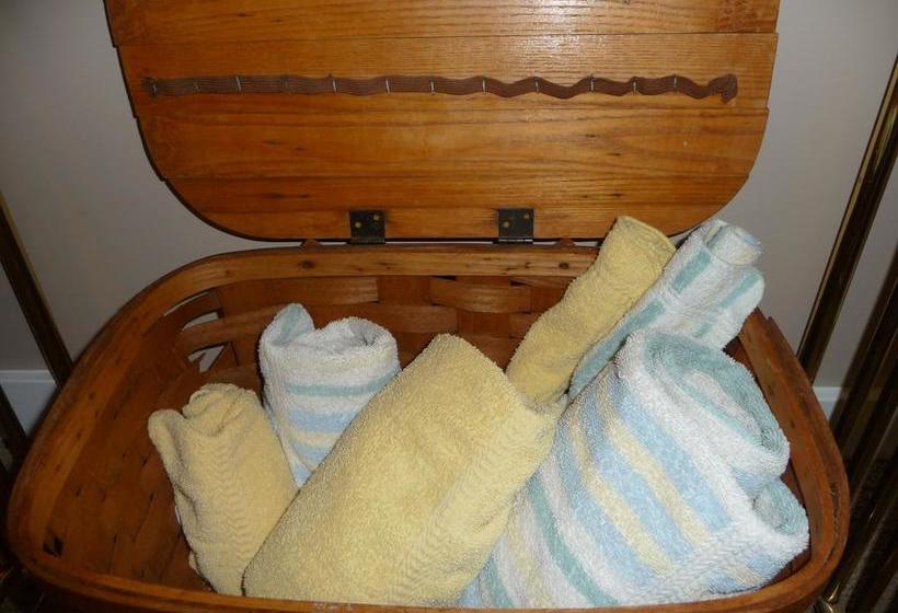 Hotel Cycle-inn Bed & Breakfast | Victoria | British Columbia | Canada 18