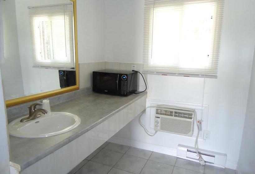 Westmount Motel | Woodstock | Ontario | Canada 13