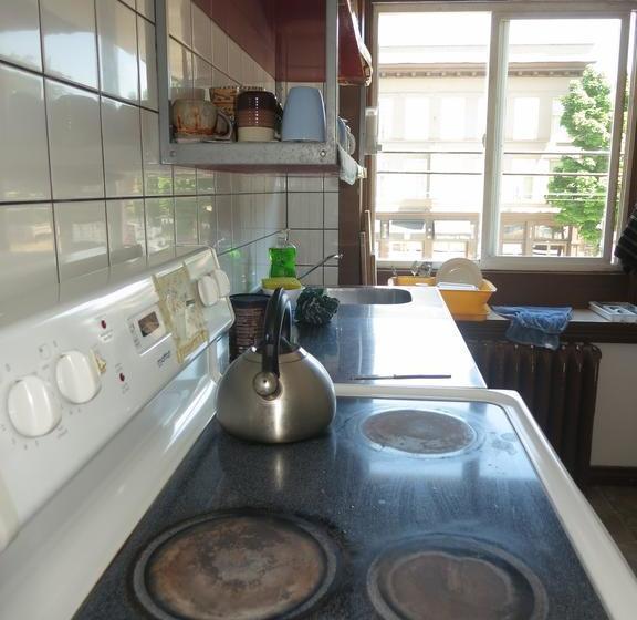 Hotel C&n Backpackers Hostel - Vancouver | Vancouver | British Columbia | Canada 11