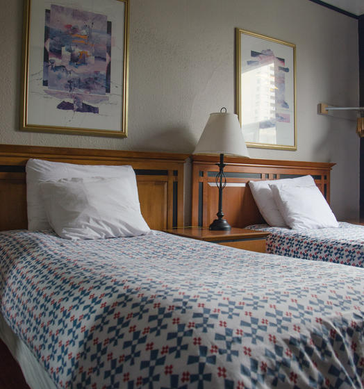 Hotel Ambassador | Vancouver | British Columbia | Canada 9