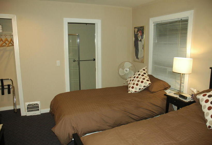 Hotel Cambie Lodge B&b | Vancouver | British Columbia | Canada 13