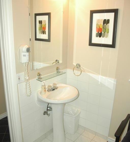 Hotel Cambie Lodge B&b | Vancouver | British Columbia | Canada 2