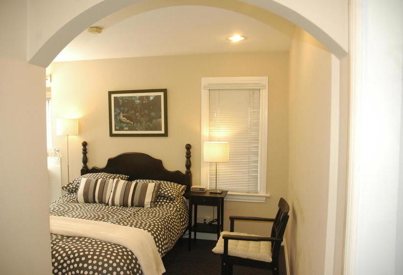 Hotel Cambie Lodge B&b | Vancouver | British Columbia | Canada 9