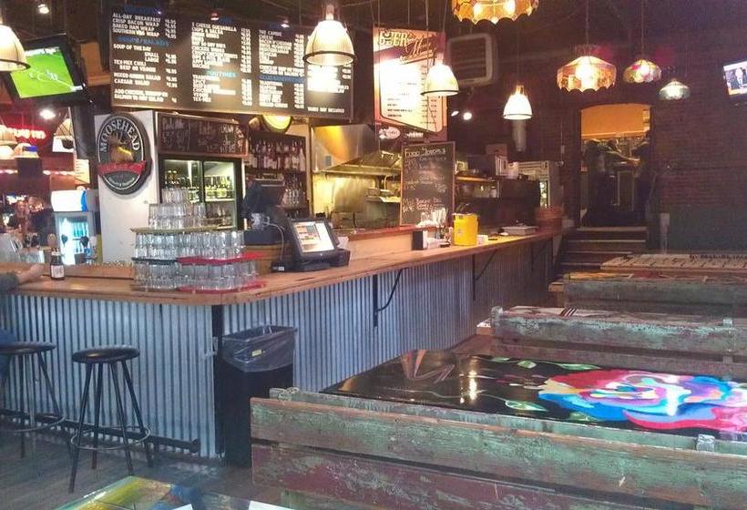 Hotel Cambie Hostel Gastown | Vancouver | British Columbia | Canada 1