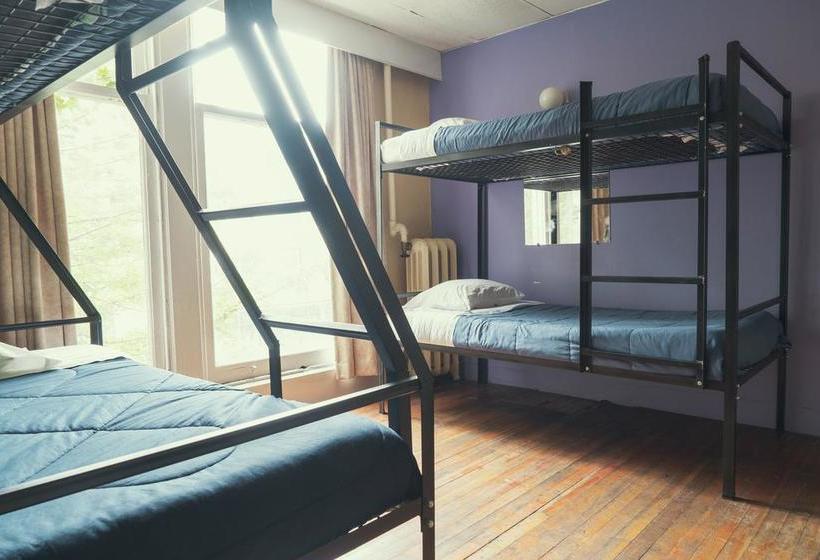 Hotel Cambie Hostel Gastown | Vancouver | British Columbia | Canada 5