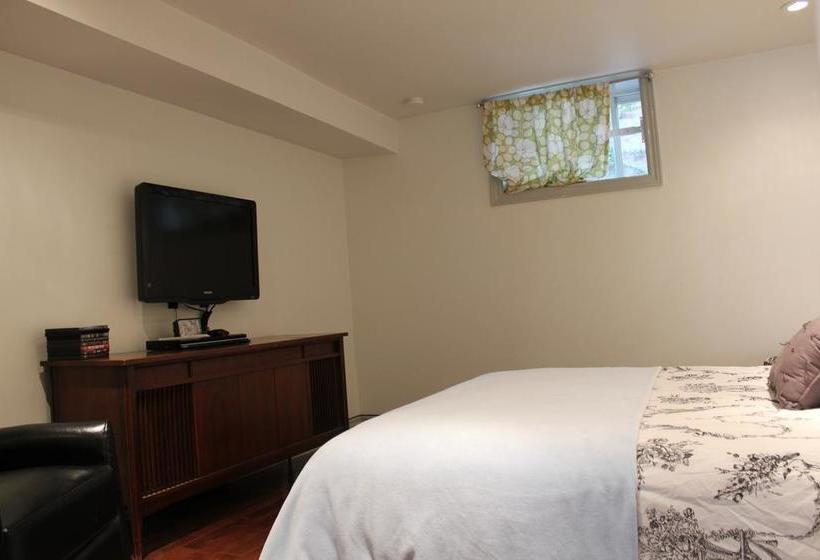 Hotel Downtown Home Inn | Toronto | Ontario | Canada 10