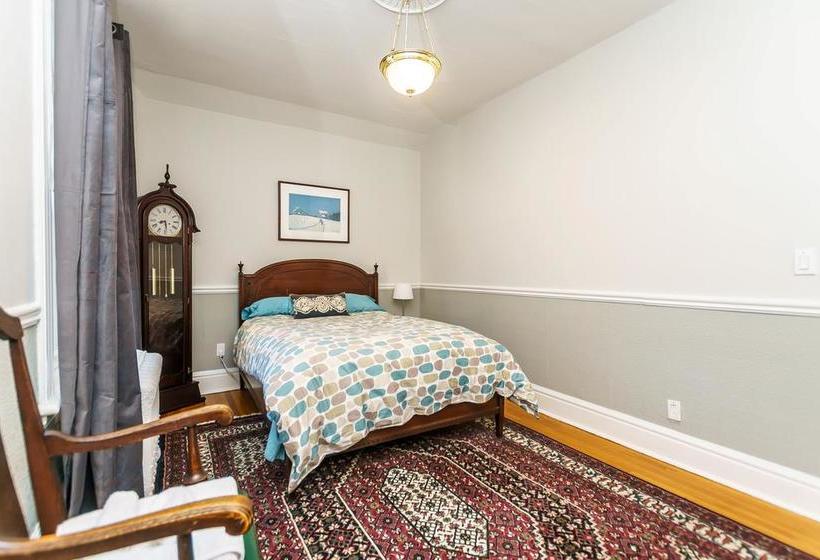 Hotel Elliott House Bed & Breakfast | Toronto | Ontario | Canada 14