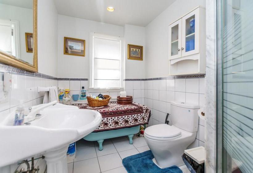 Hotel Elliott House Bed & Breakfast | Toronto | Ontario | Canada 7