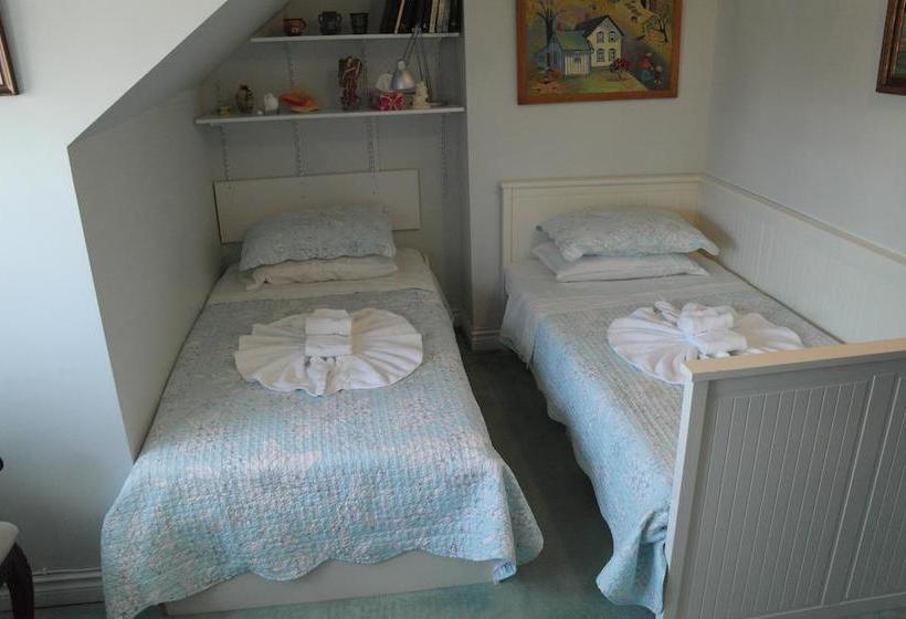 Hotel Bed&Breakfast Rose Garden | Toronto | Ontario | Canada 15