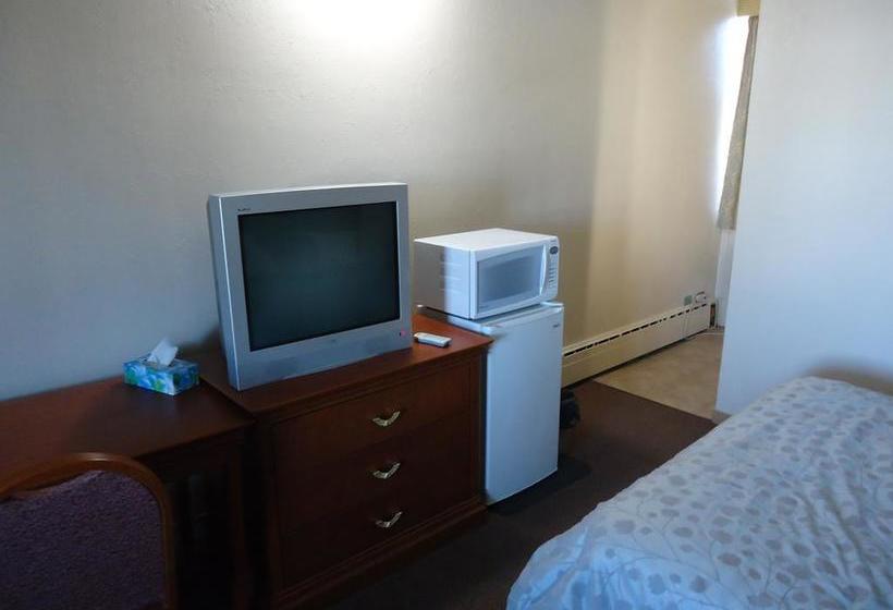 Canadiana Motel | Sudbury | Ontario | Canada 9