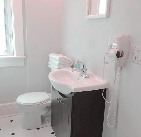 Hotel Acacia | Niagara Falls | Ontario | Canada 17