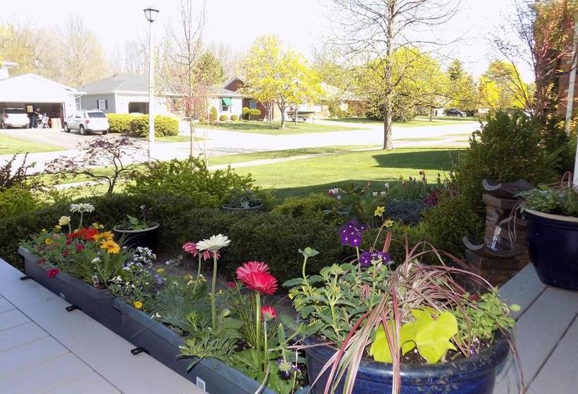 Hotel The Promenade B&b | Niagara Falls | Ontario | Canada 13