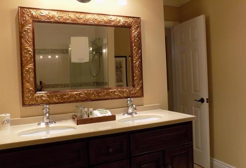 Hotel The Promenade B&b | Niagara Falls | Ontario | Canada 18