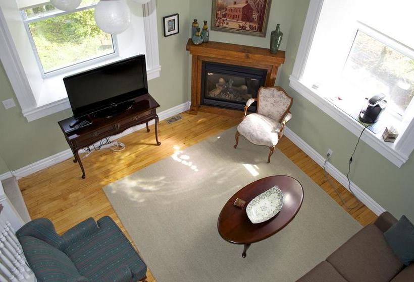 Hotel Brancliff Inn C1859 | Niagara Falls | Ontario | Canada 11