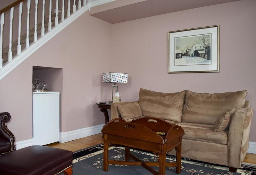 Hotel Brancliff Inn C1859 | Niagara Falls | Ontario | Canada 4