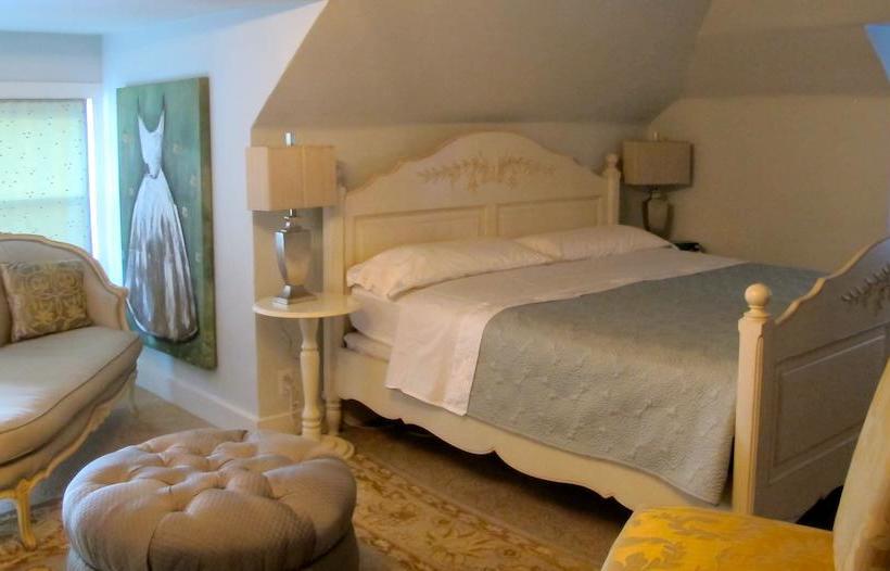 Hotel Lion's Head Bed&Breakfast | Niagara Falls | Ontario | Canada 1