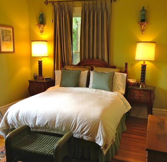 Hotel Lion's Head Bed&Breakfast | Niagara Falls | Ontario | Canada 6